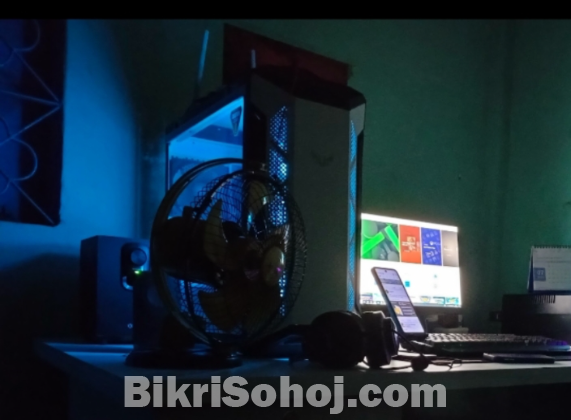 **High-Performance Gaming PC & Chair